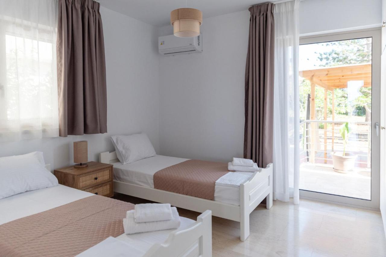 Holiday home Aelia Seafront House Kokkini Hani