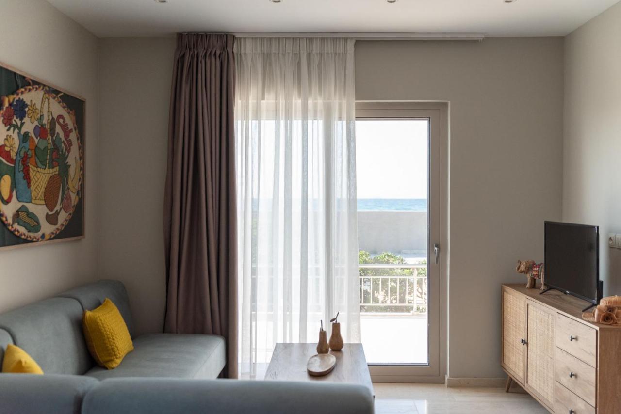 Holiday home Aelia Seafront House Kokkini Hani