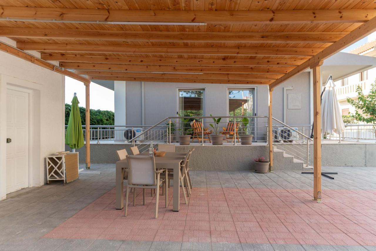 Aelia Seafront House Holiday home *