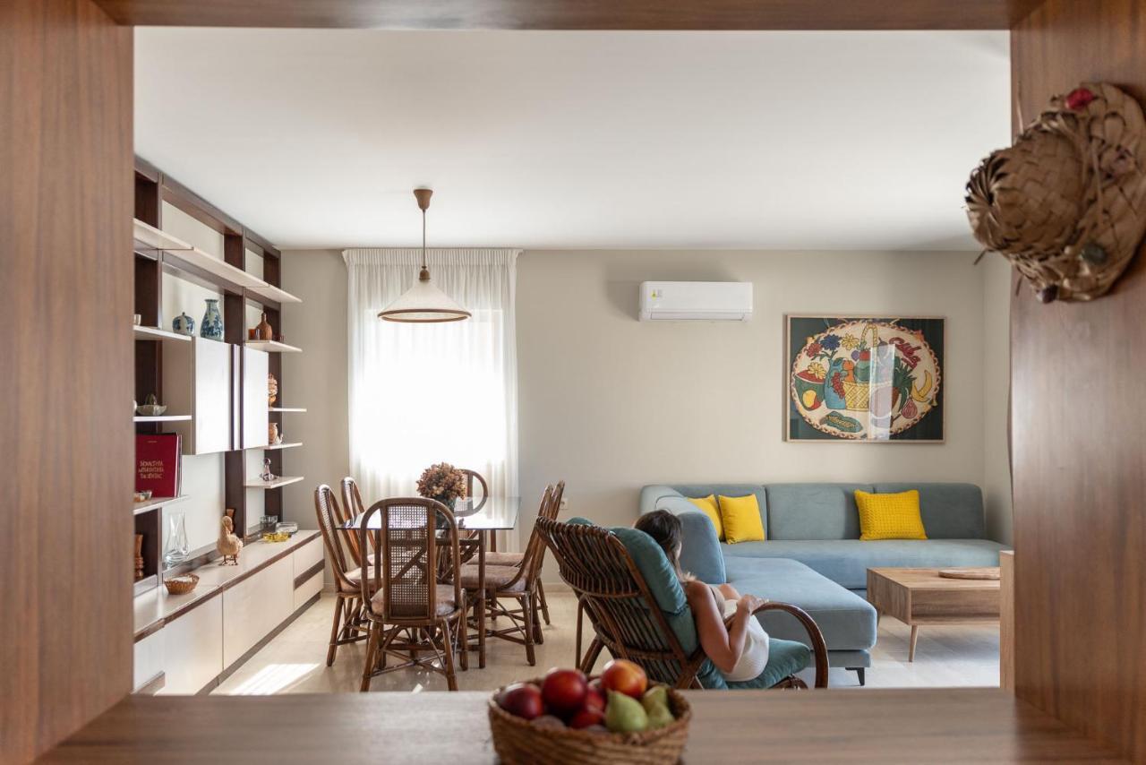 Aelia Seafront House Holiday home *