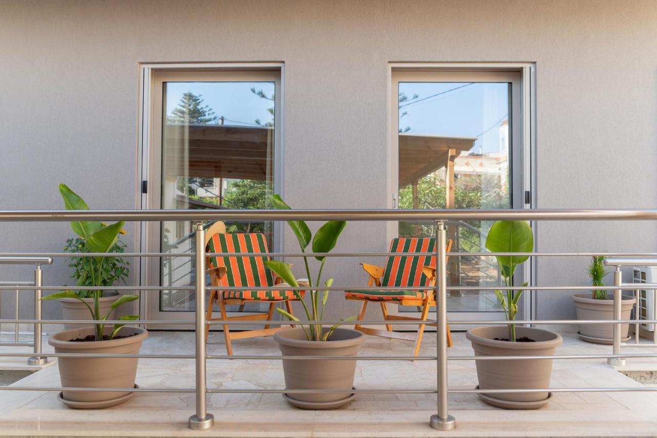 Aelia Seafront House *